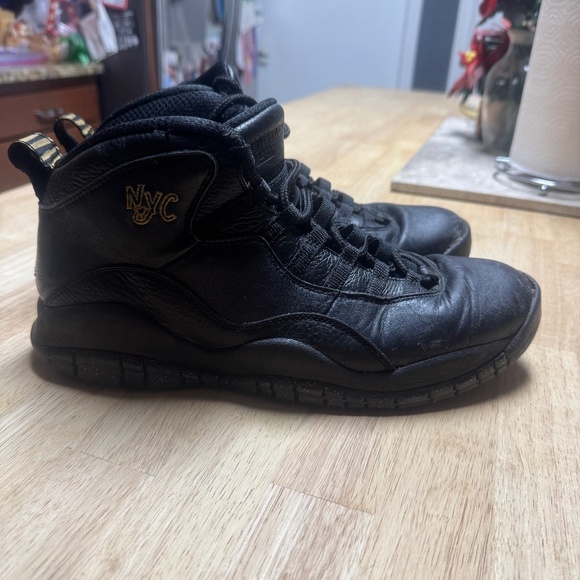 Nike Jordans NYC - Picture 1 of 5